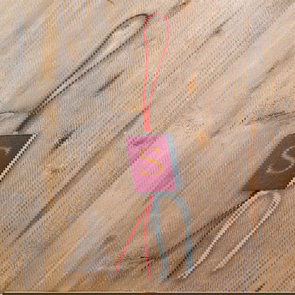 Gelukshanger Boek van Sint - Kadopapier.net