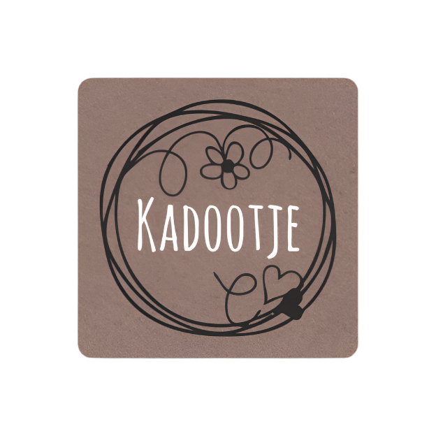 Vierkant Kraft etiket Kadootje - Kadopapier.net