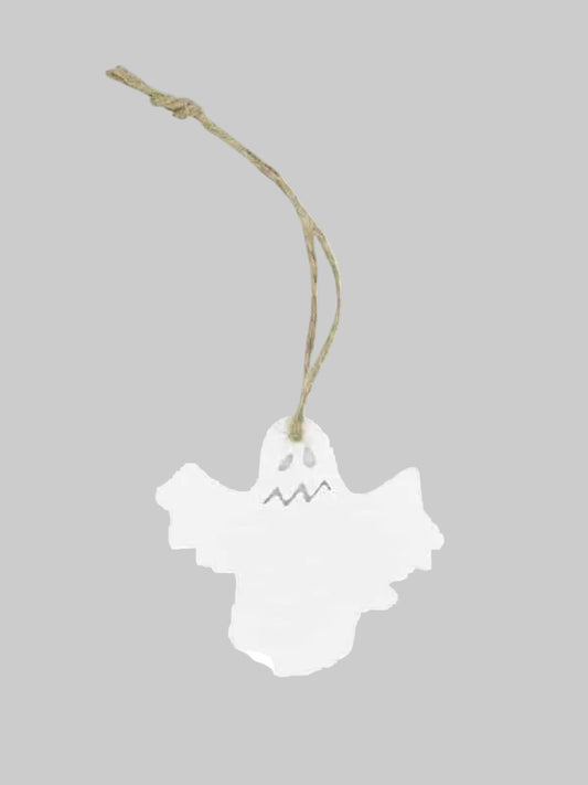 Wooden Ghost Pendant (24 pieces) – White | 5 cm x 5.5 cm