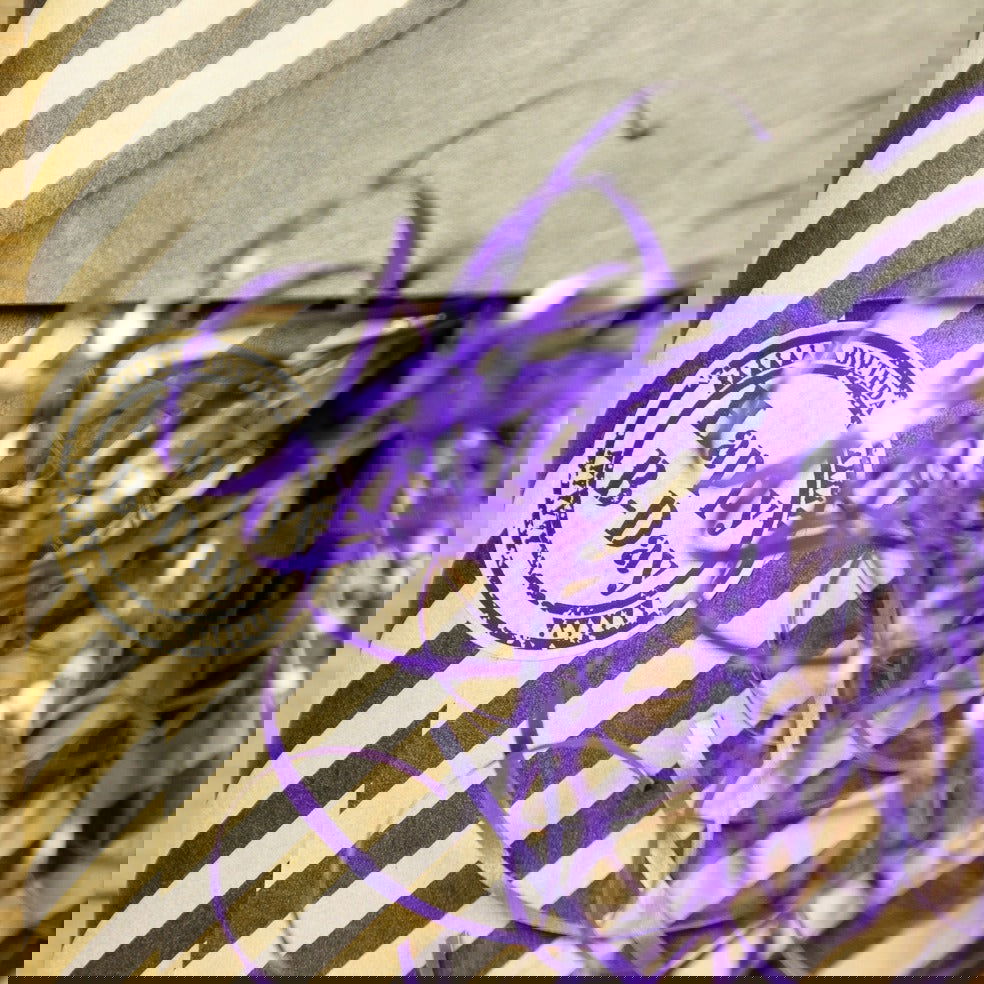 Bruine Kraft inpakpapier met Strepen - Kadopapier.net