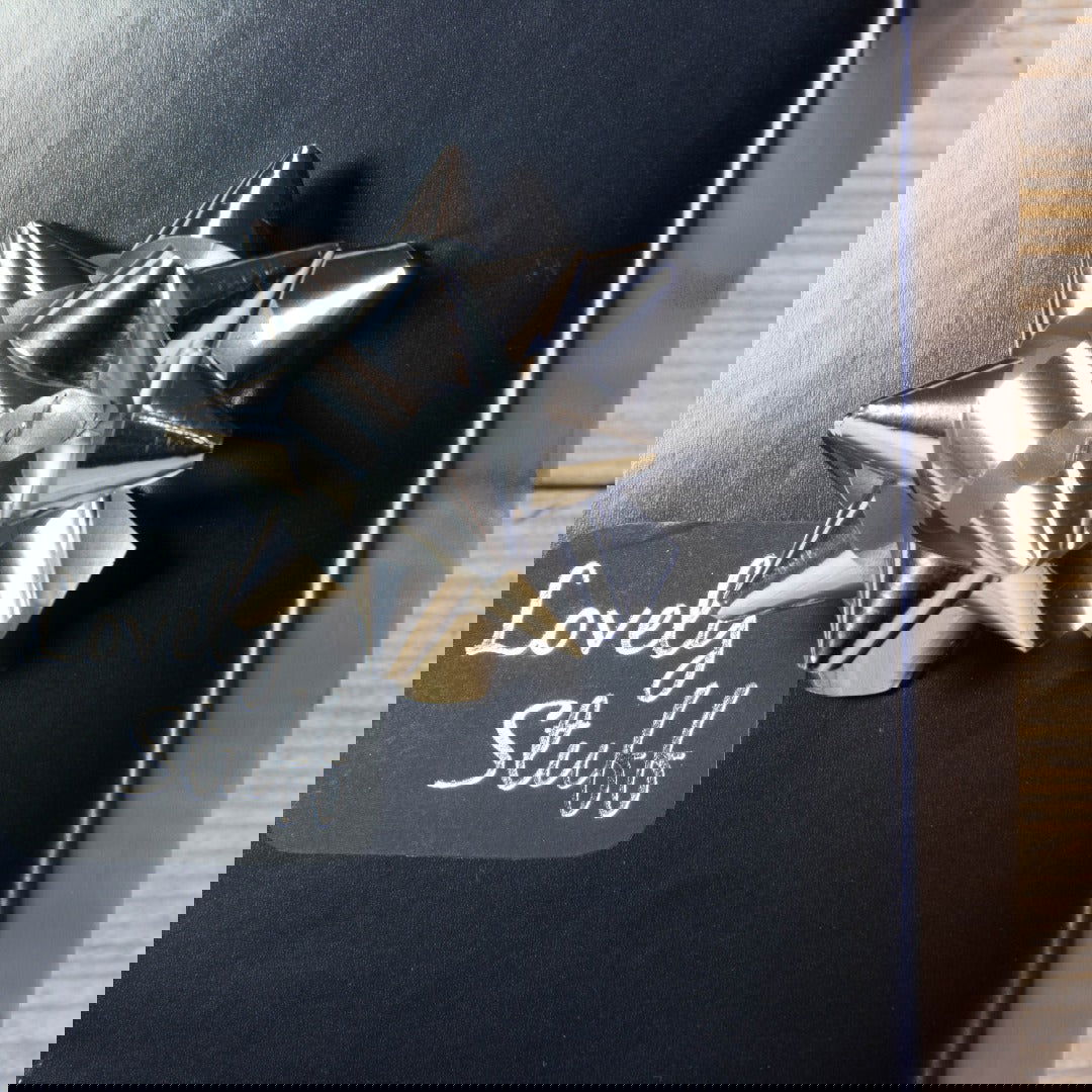 Effen matglanzend Zwart Inpakpapier - Kadopapier.net