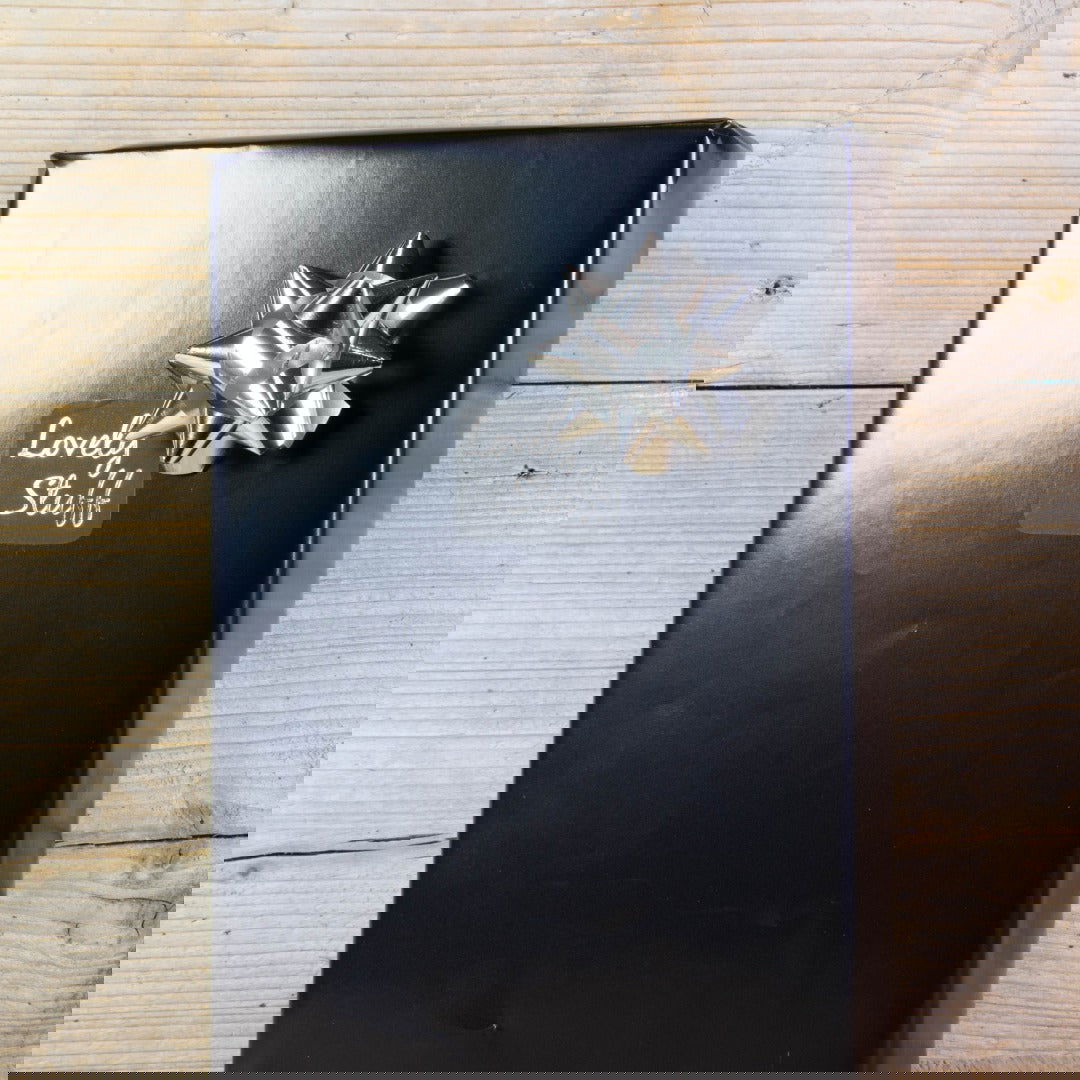 Effen matglanzend Zwart Inpakpapier - Kadopapier.net