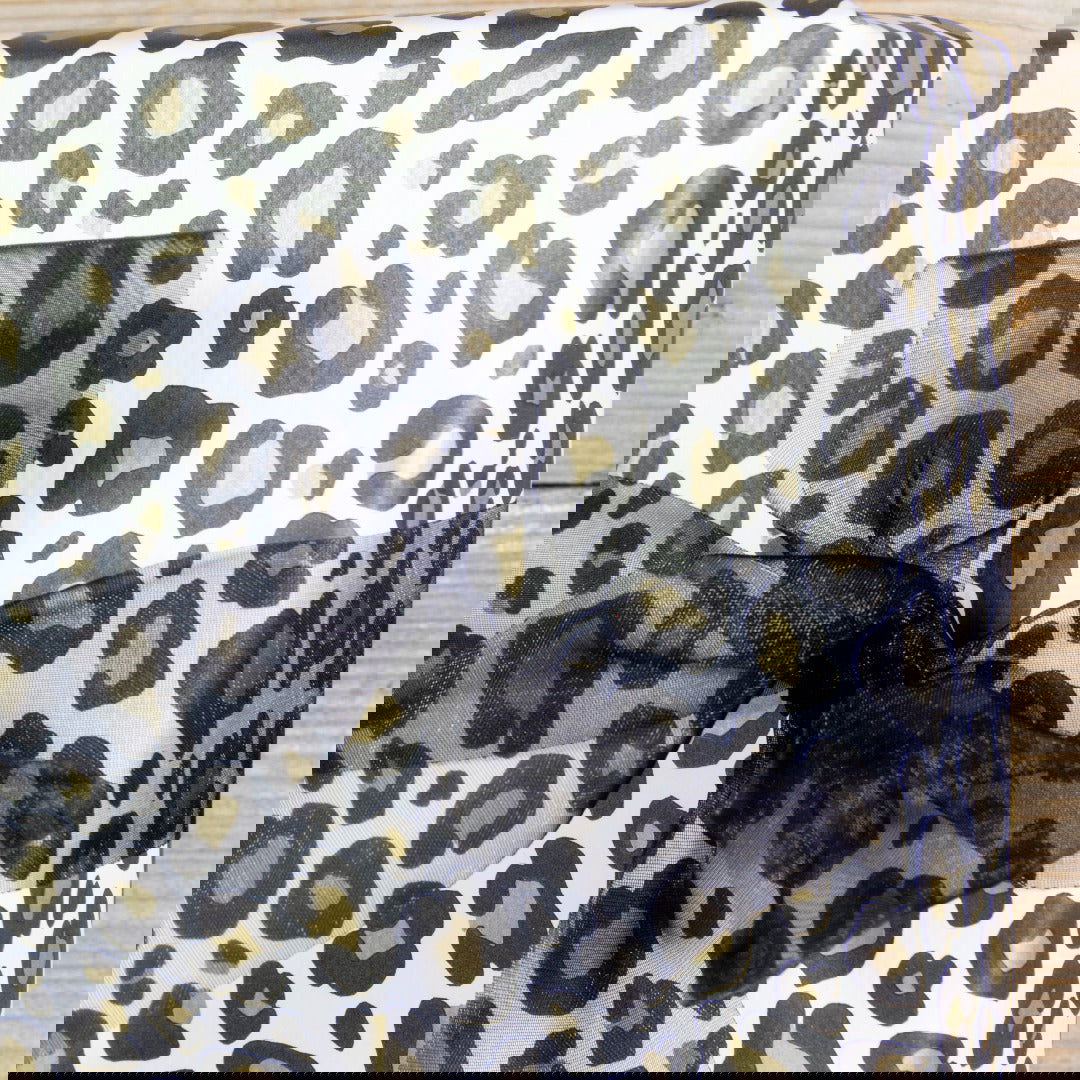 Inpakpapier Panterprint Wit Goud - Kadopapier.net