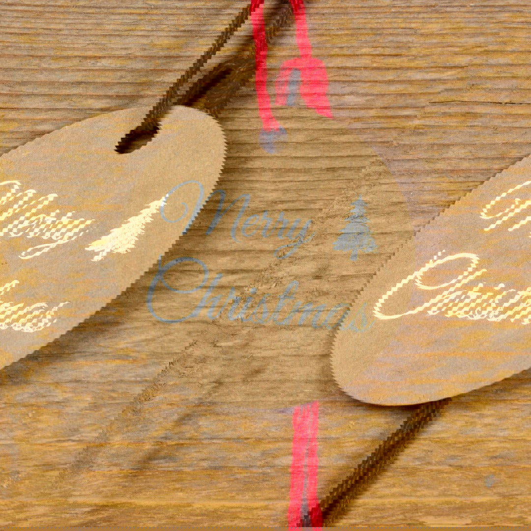 Kraft Kerstlabel Merry Christmas - Kadopapier.net