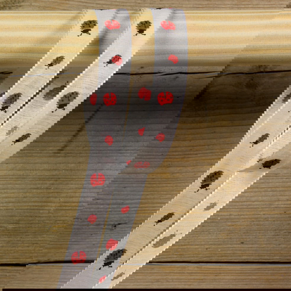 Paaslint Ladybird Wit - Kadopapier.net