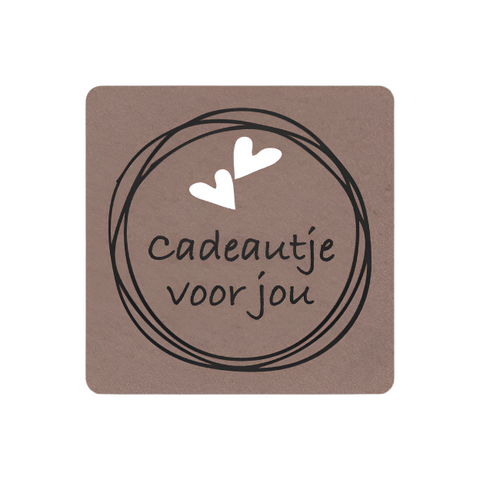Vierkant Kraft etiket Cadeautje voor jou - Kadopapier.net